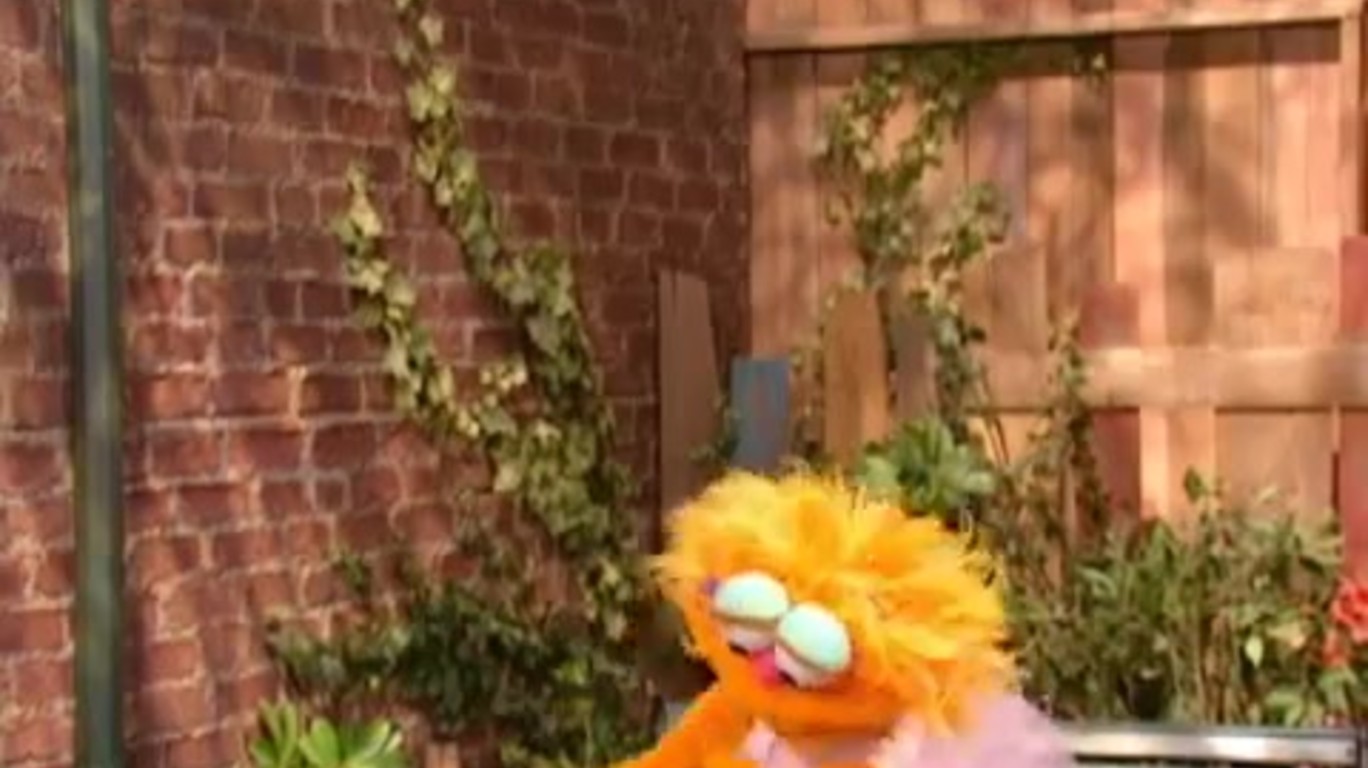 DUMPERT James Gandolfini bij Sesame Street