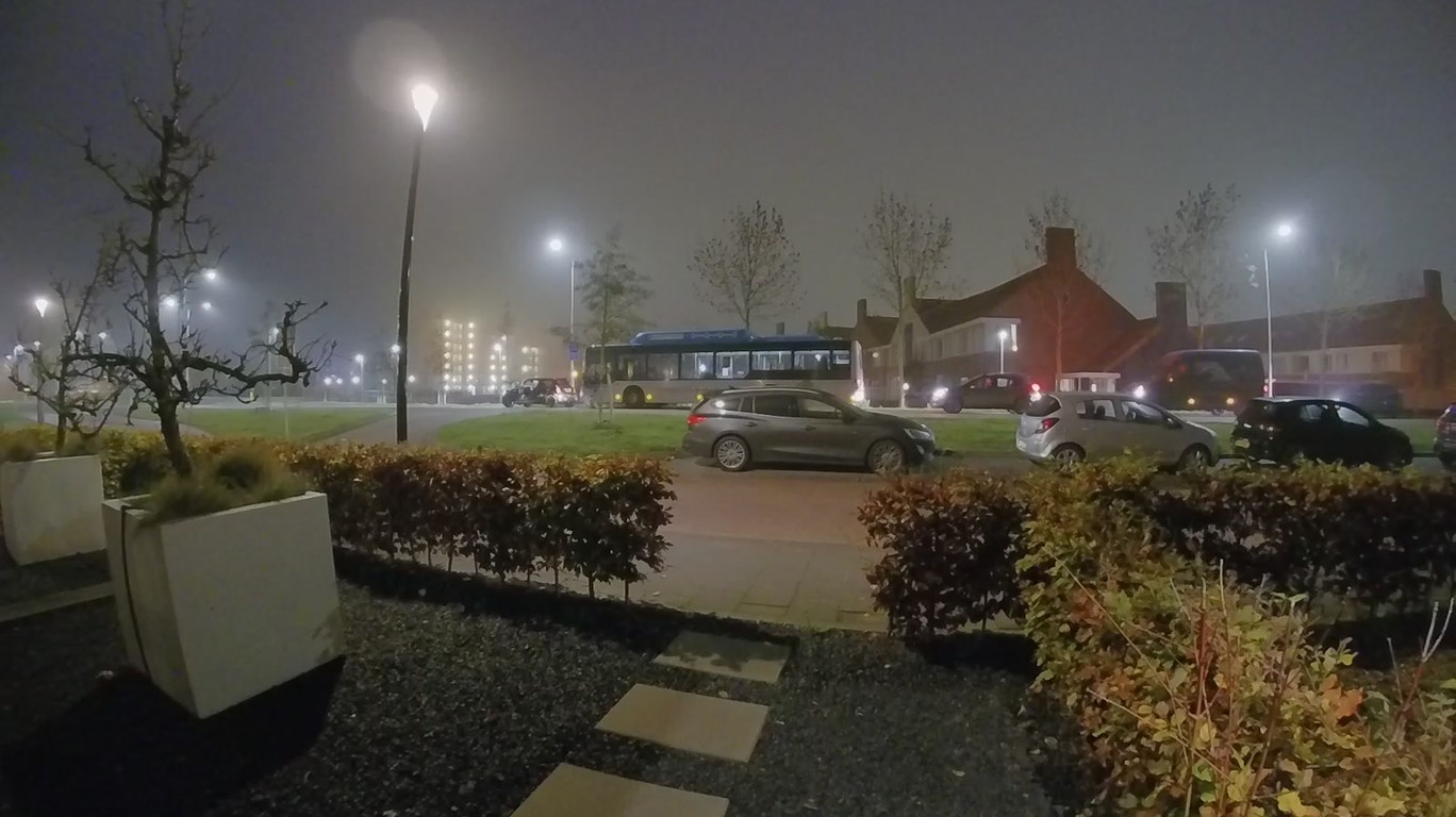 DUMPERT Met verkeerde been uit bed