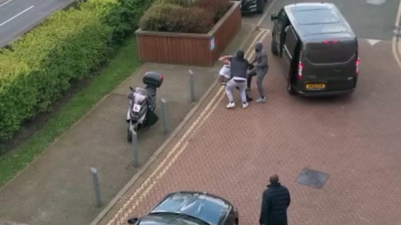 DUMPERT - Ontvoering op klaarlichte dag