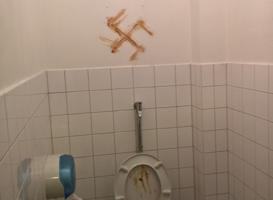 Dumpert Nl Ondertussen Op Het Gymnasium